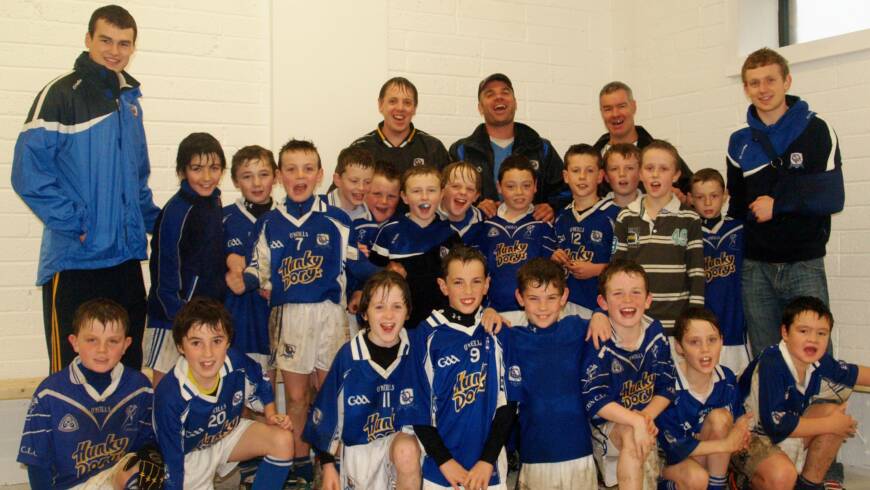 The U10’s finish off 2011 season by using the new club house.